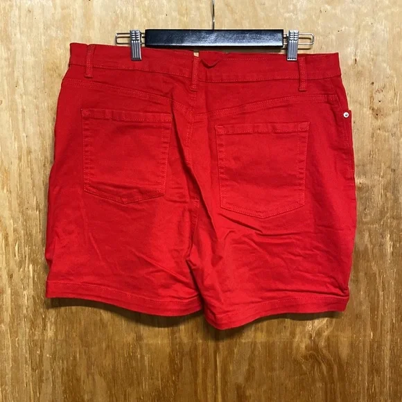 GLORIA VANDERBILT ALL AROUND SLIMMING EFFECT SHORTS SIZE 14 - Picture 9 of 10